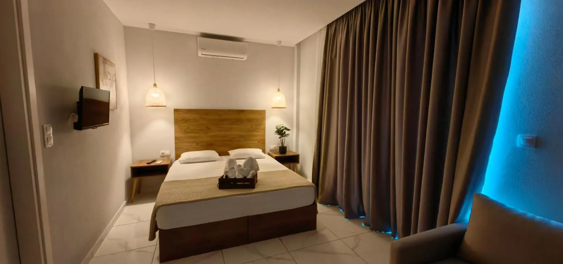Hotel Topaz Three Siviri Grécia